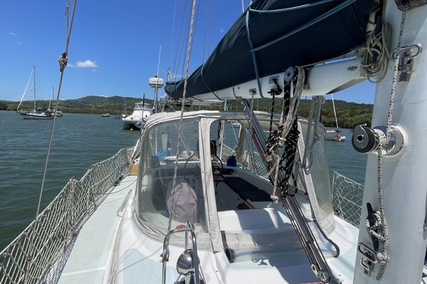 Halcyon 45ft Gulfstar Yacht For Sale