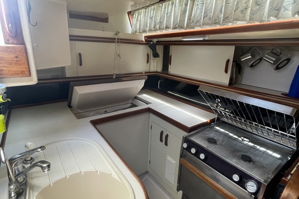 Halcyon 45ft Gulfstar Yacht For Sale