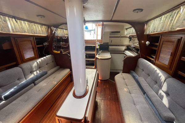 Halcyon 45ft Gulfstar Yacht For Sale