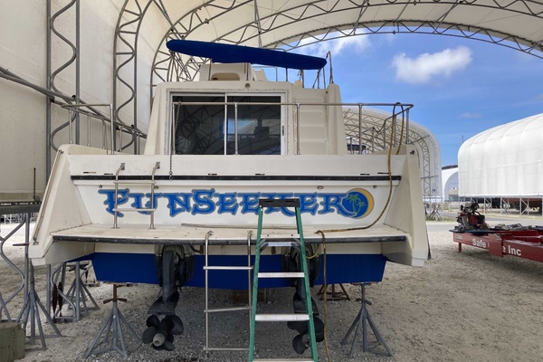 Fun Seeker 40ft Holiday Mansion Yacht For Sale