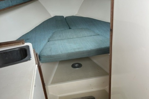 28ft Carolina Classic Yacht For Sale