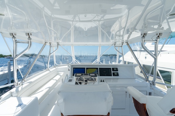 2004 Hatteras 60