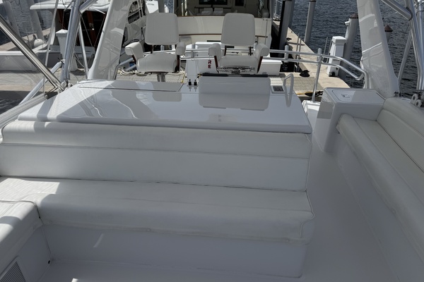 60ft Hatteras Yacht For Sale