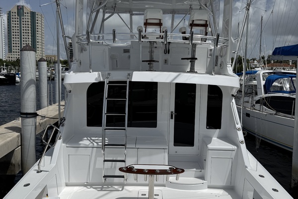 60ft Hatteras Yacht For Sale