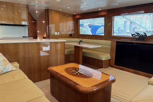 60ft Hatteras Yacht For Sale
