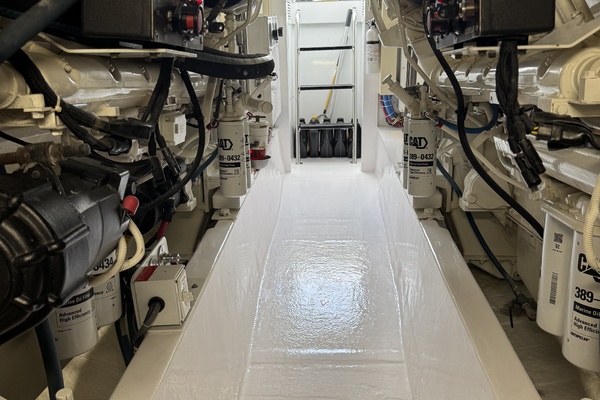 60ft Hatteras Yacht For Sale
