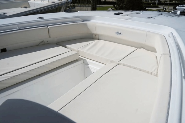 28ft Sea Hunt Yacht For Sale
