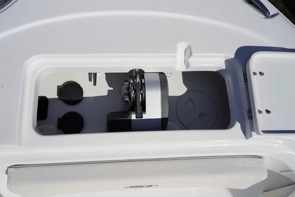 24ft Sea Hunt Yacht For Sale