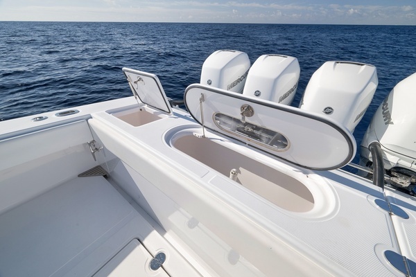 2017 Bahama 41