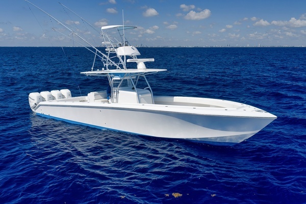 2017 Bahama 41