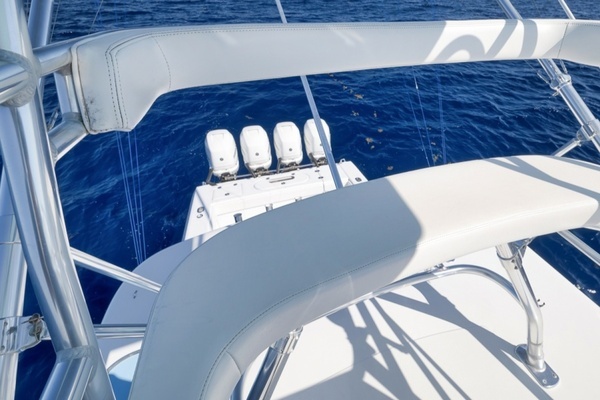2017 Bahama 41