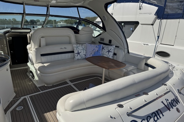 42ft Sea Ray Yacht For Sale