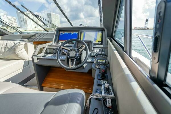 2021 Maritimo 50