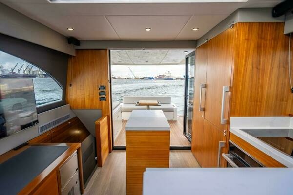 2021 Maritimo 50