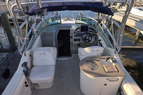 27ft Sea Ray Yacht For Sale