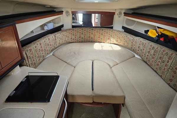 27ft Sea Ray Yacht For Sale