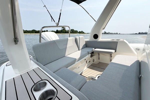 24ft Zodiac Yacht For Sale