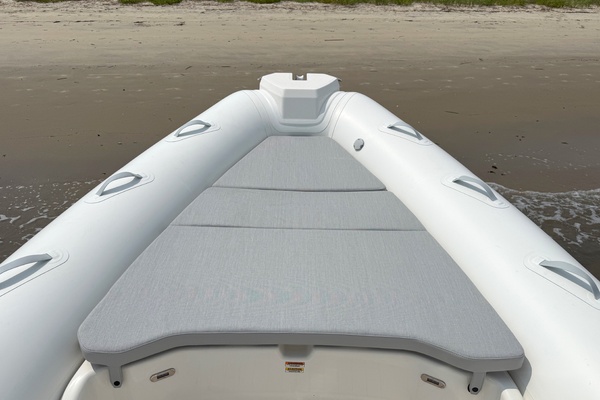 24ft Zodiac Yacht For Sale