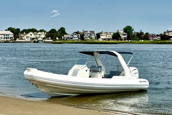 24ft Zodiac Yacht For Sale