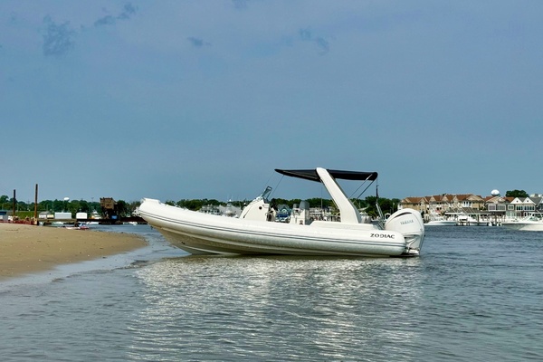 24ft Zodiac Yacht For Sale