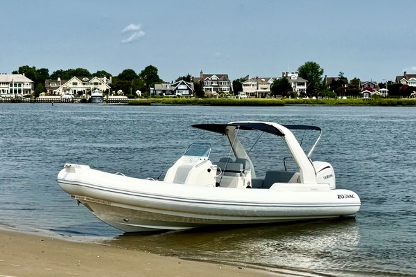 24ft Zodiac Yacht For Sale