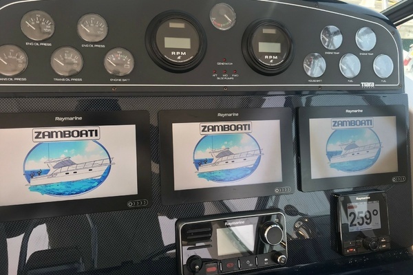 2003 Tiara Yachts 35