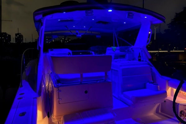 2003 Tiara Yachts 35