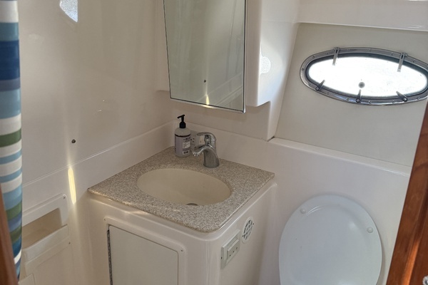 2003 Tiara Yachts 35