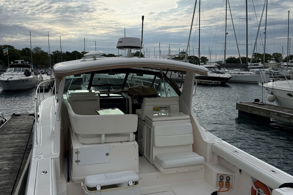2003 Tiara Yachts 35