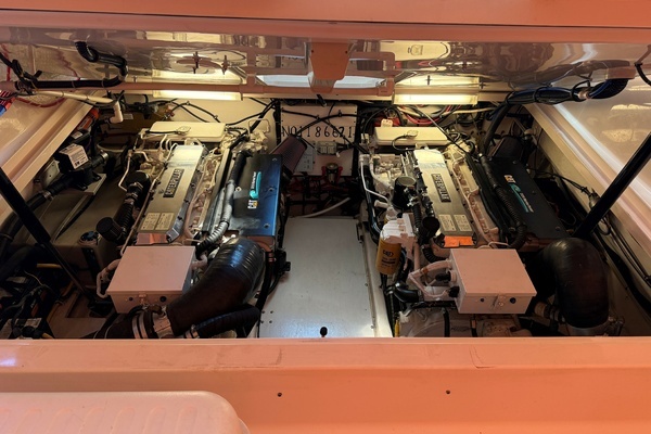2003 Tiara Yachts 35
