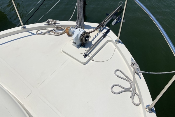 31ft Camano Yacht For Sale
