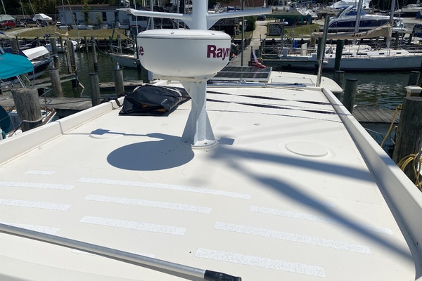 31ft Camano Yacht For Sale