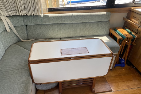 31ft Camano Yacht For Sale