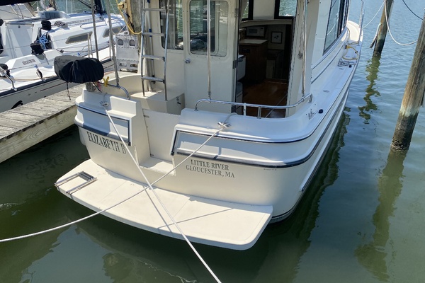31ft Camano Yacht For Sale