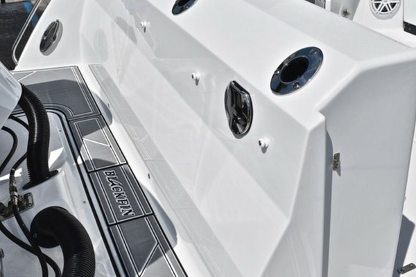 2019 Blackfin 27