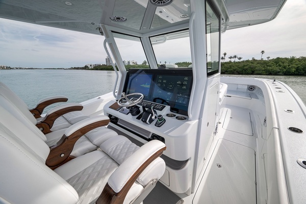 2024 Costa Custom 34