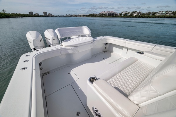 2024 Costa Custom 34