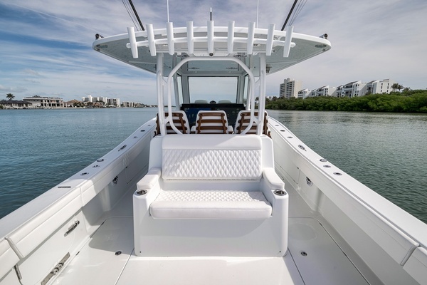 2024 Costa Custom 34