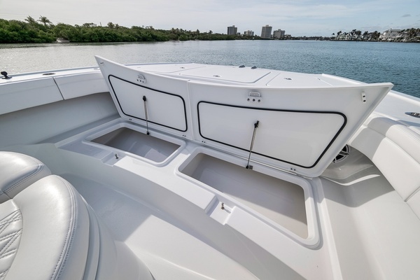 2024 Costa Custom 34