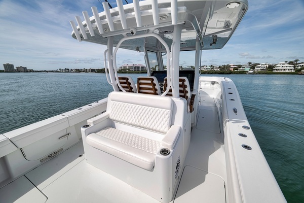 2024 Costa Custom 34