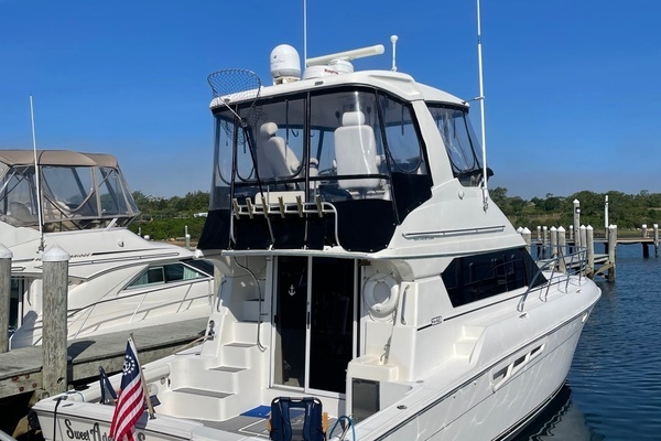 42-ft-Silverton-2000-42C- Mystic Connecticut United States  yacht for sale