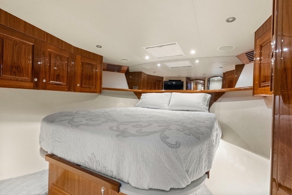 2007 Viking 64