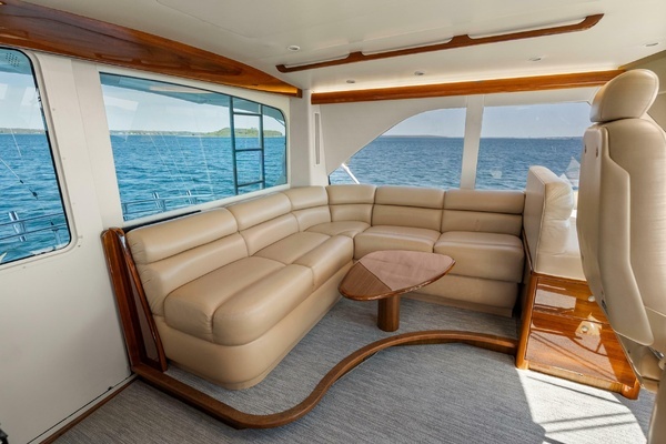 2007 Viking 64