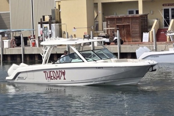 2022 Boston Whaler 32