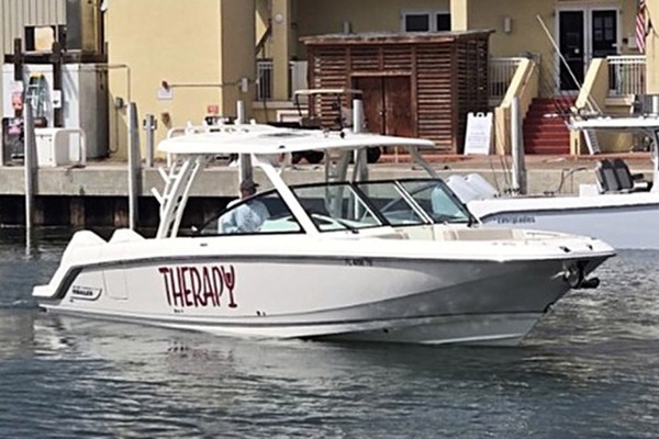 2022 Boston Whaler 32
