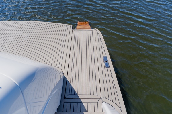 HAWK 80ft Pershing Yacht For Sale