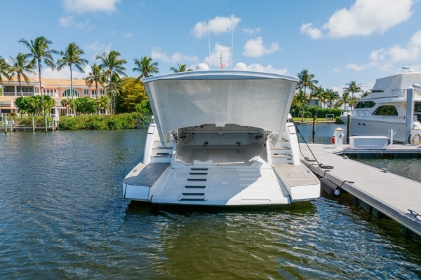 2010 Pershing 80