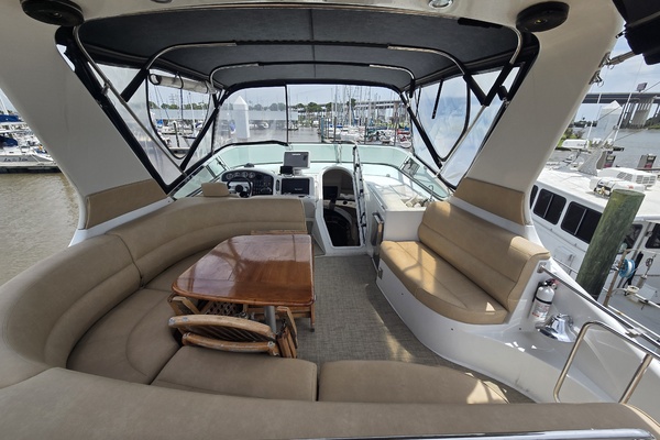 53ft Carver Yacht For Sale