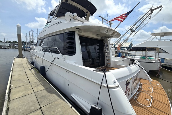 53ft Carver Yacht For Sale