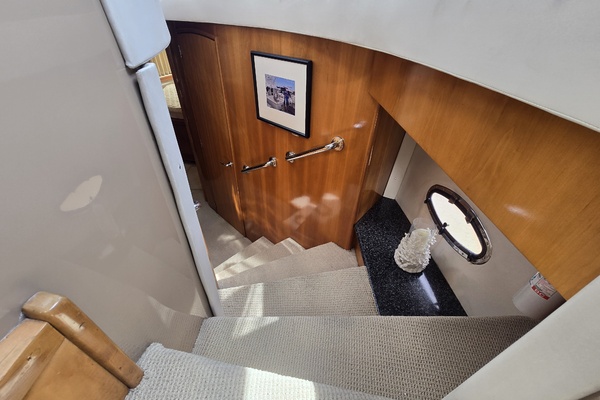 53ft Carver Yacht For Sale